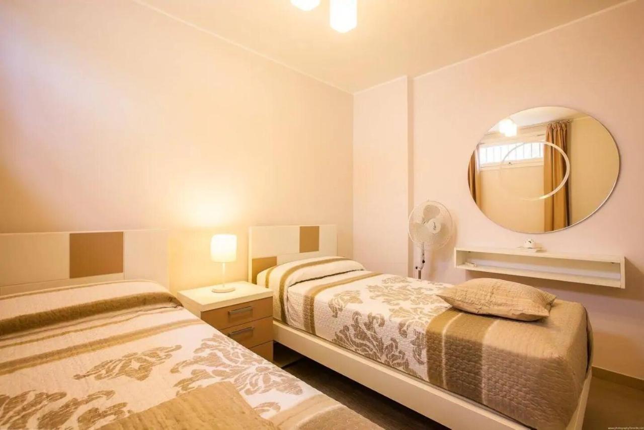 1 Bedroom Apartment For 4 People In Tenerife Costa Adeje  Ngoại thất bức ảnh