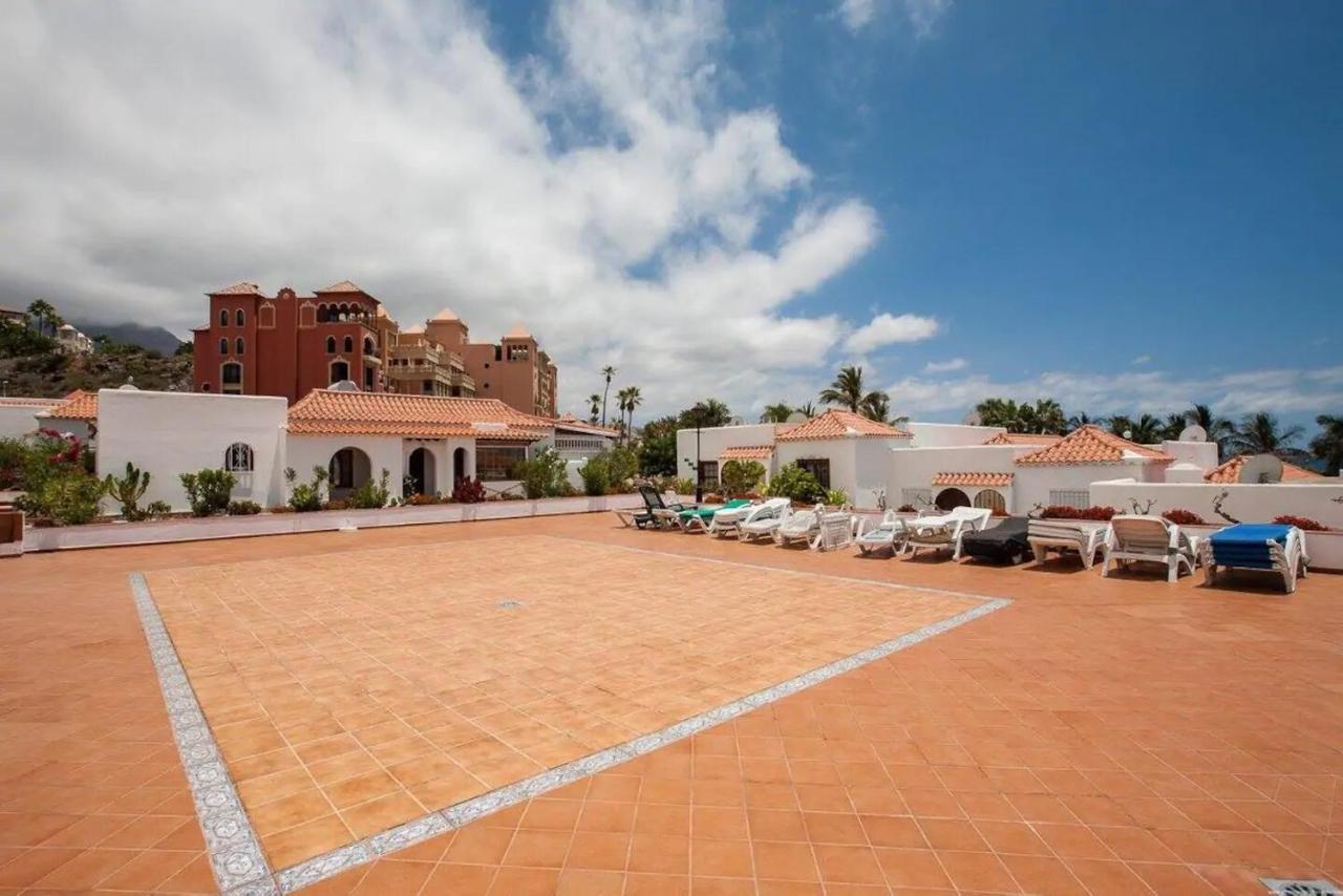 1 Bedroom Apartment For 4 People In Tenerife Costa Adeje  Ngoại thất bức ảnh
